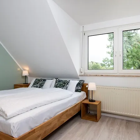 Haus Im Gruenen 2 Apartament