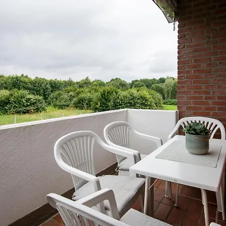 Haus Im Gruenen 2 Apartament Grömitz